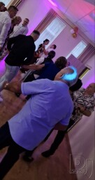 Oslava šesťdesiatka sa konala v obci Výčapy - Opatovce Reštaurácia Amigo okres - Nitra 5.10.2025 na oslave hral DJ MARK - DJ na oslavy v Nitre